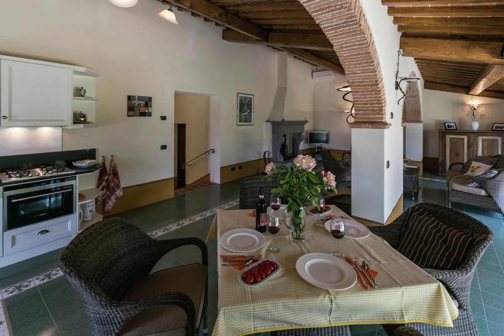 Casa Dieci-Dining room