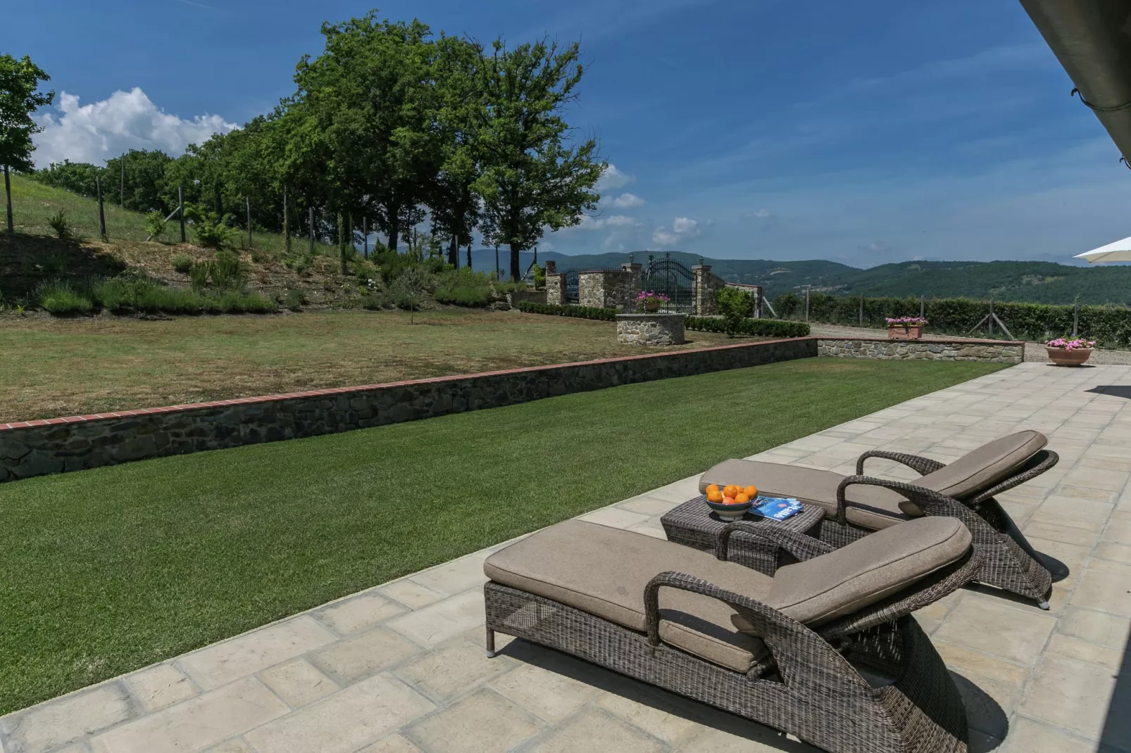 Casa Dieci-Gardens summer