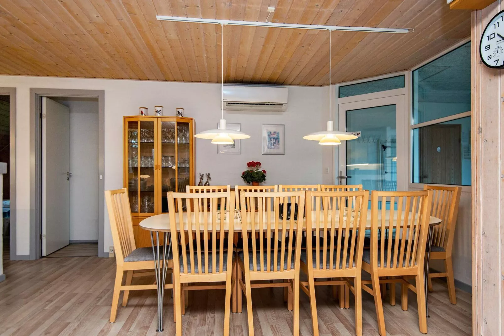 Luxury Retreat with Pool - By Traum Ferienwohnungen-Indoor