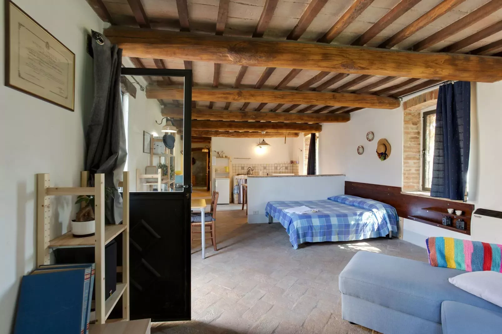 La Cantina-Salon