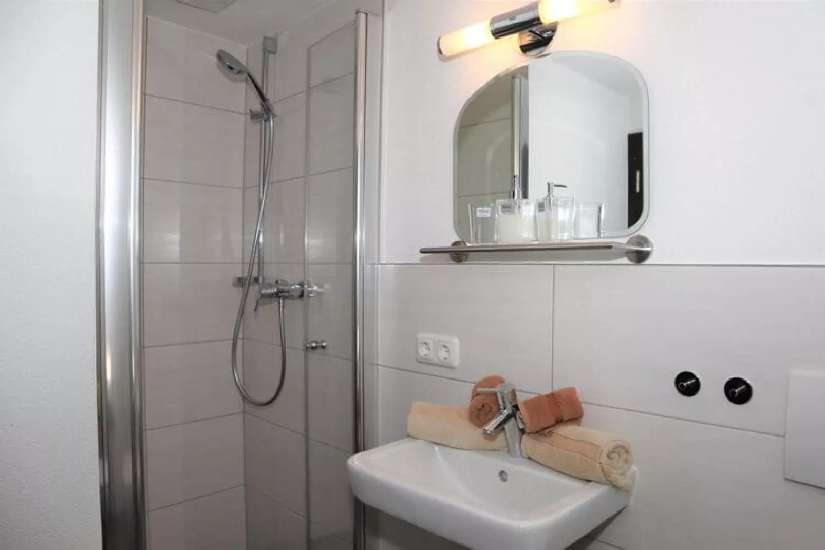 Breitner Handlalmblick-Bathroom