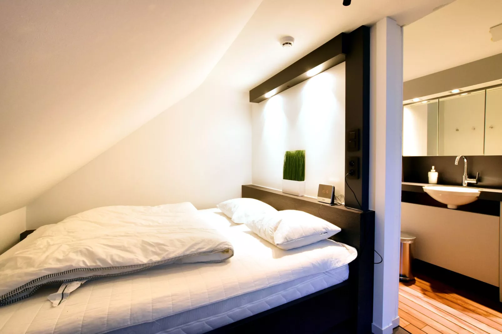 Koetshuis Studio-Bedroom