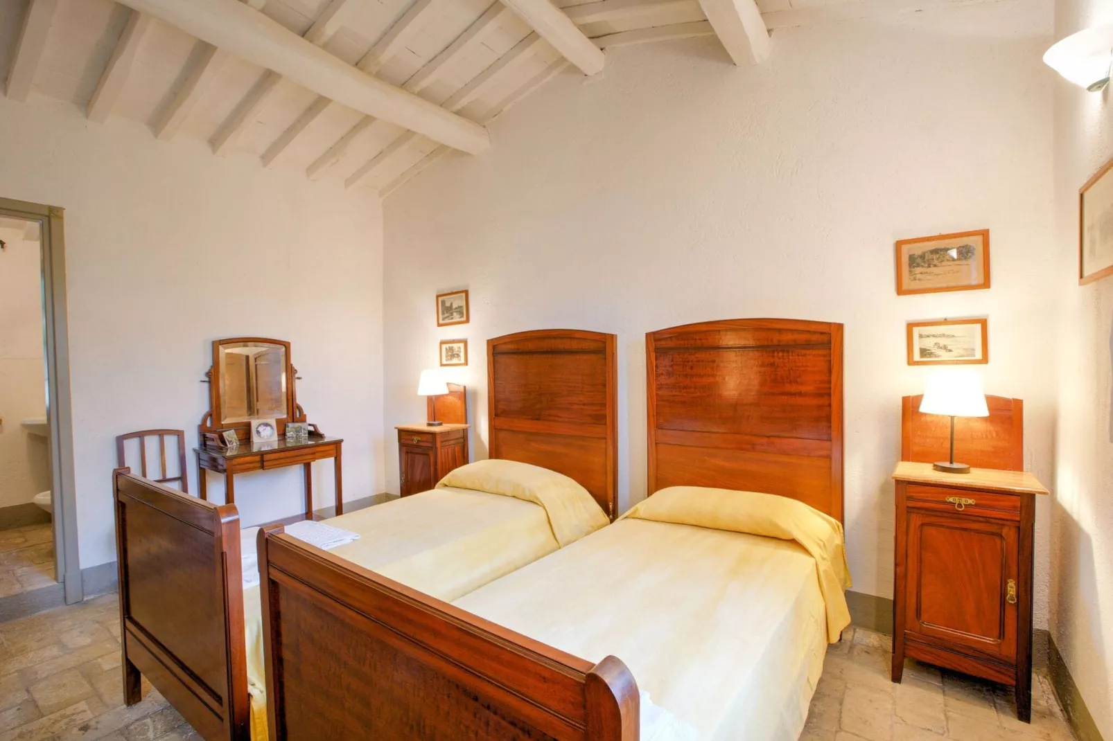Poggio-Bedroom
