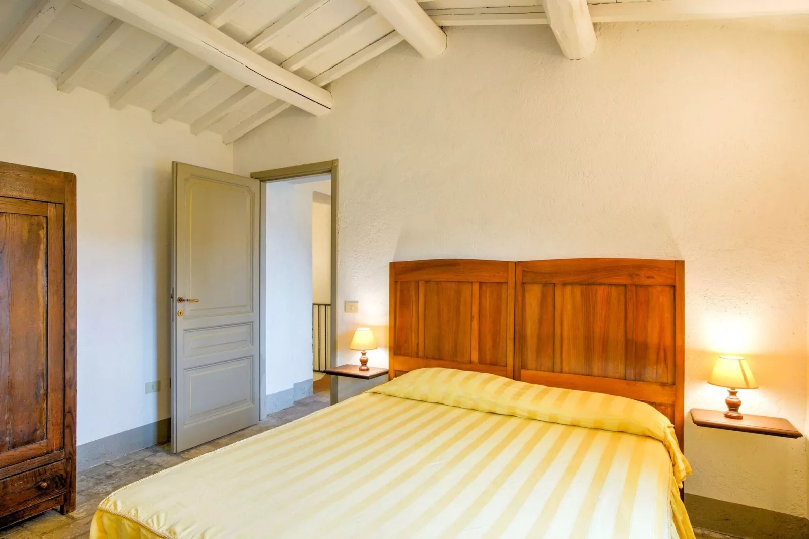 Poggio-Bedroom