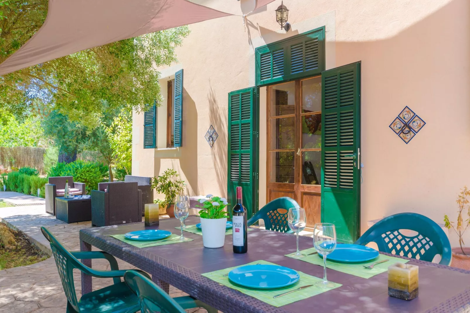 Hort de Can Bou-Exterior summer