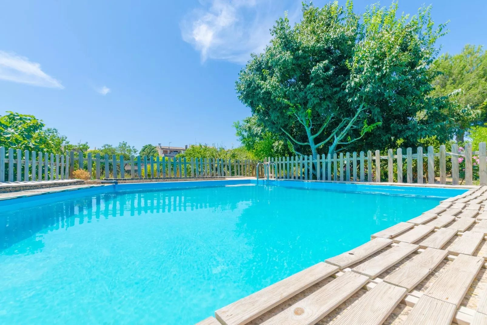 Hort de Can Bou-Exterior summer