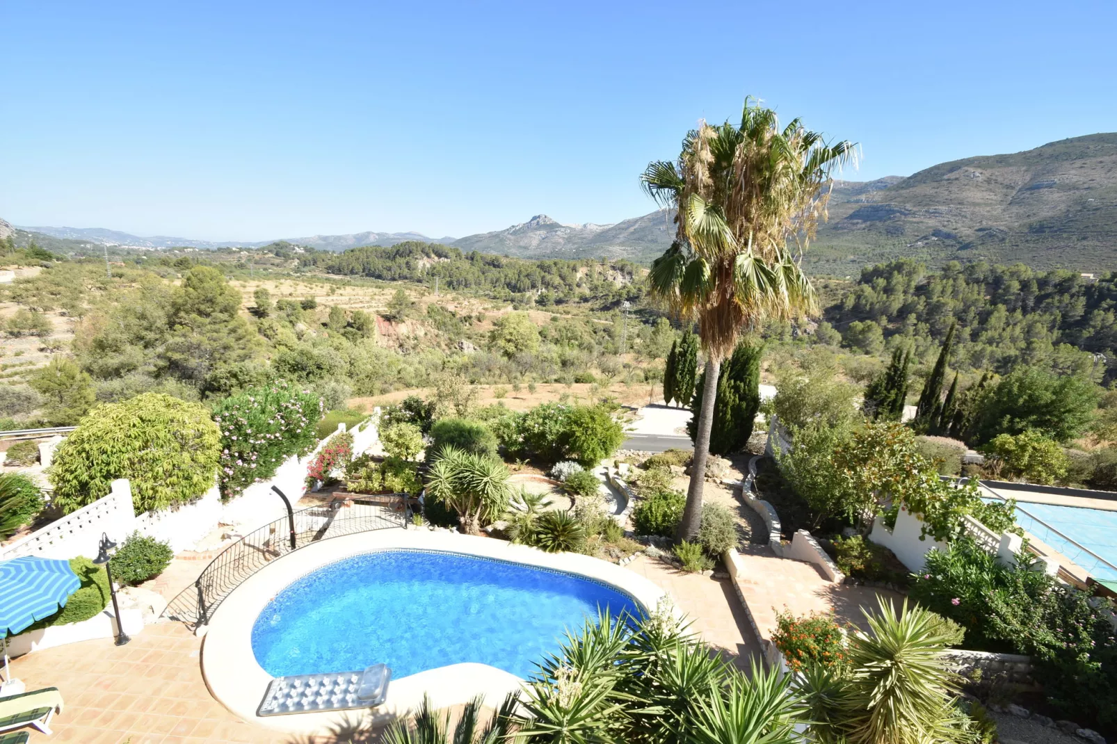 Villa Antonio Alto 4 pax-View summer