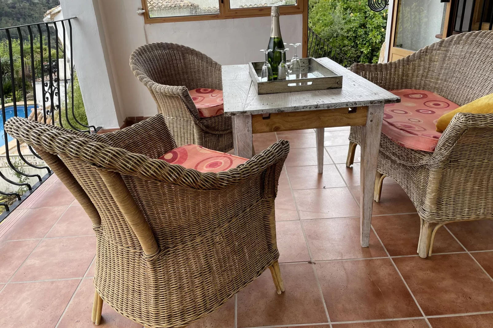 Villa Antonio Alto 4 pax-Terrace balcony