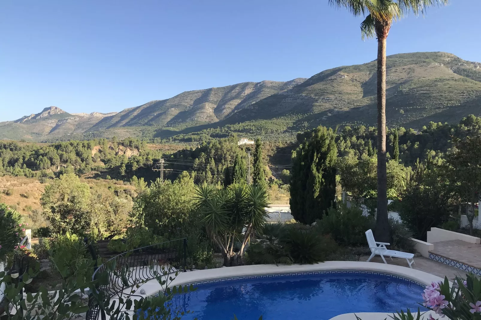 Villa Antonio Alto 4 pax-View summer