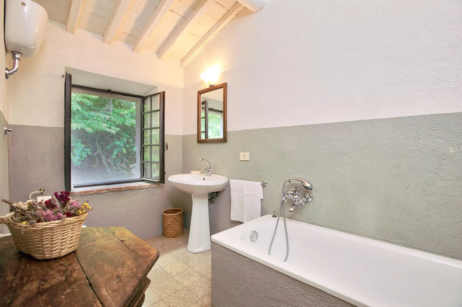 Villa Felce-Bathroom