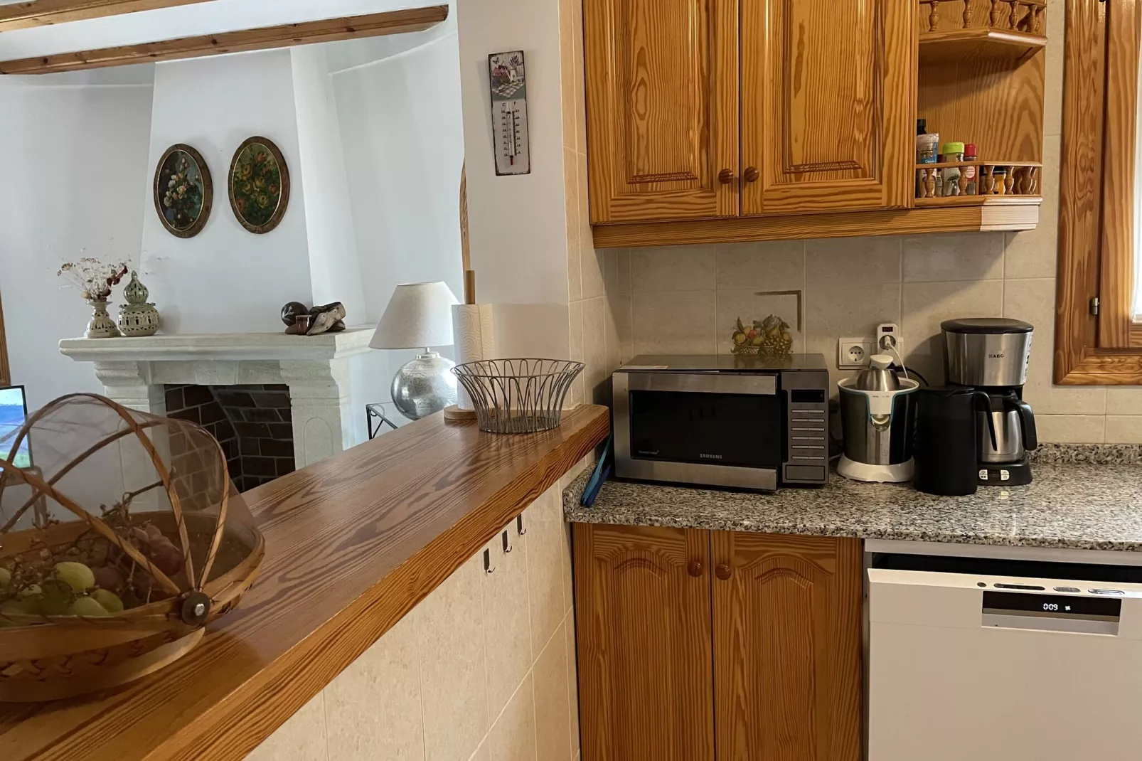 Villa Antonio Alto 4 pax-Kitchen