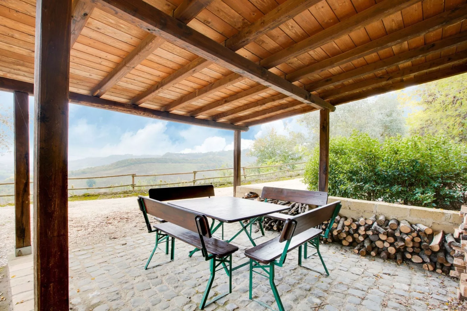 Cima Colle-Terrace balcony