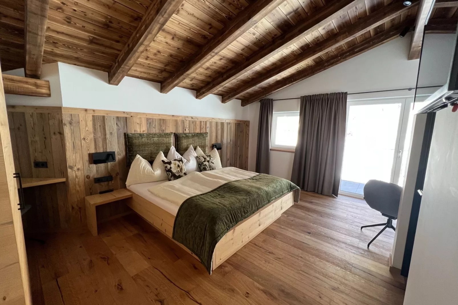 Penthouse Tauernfenster-Bedroom