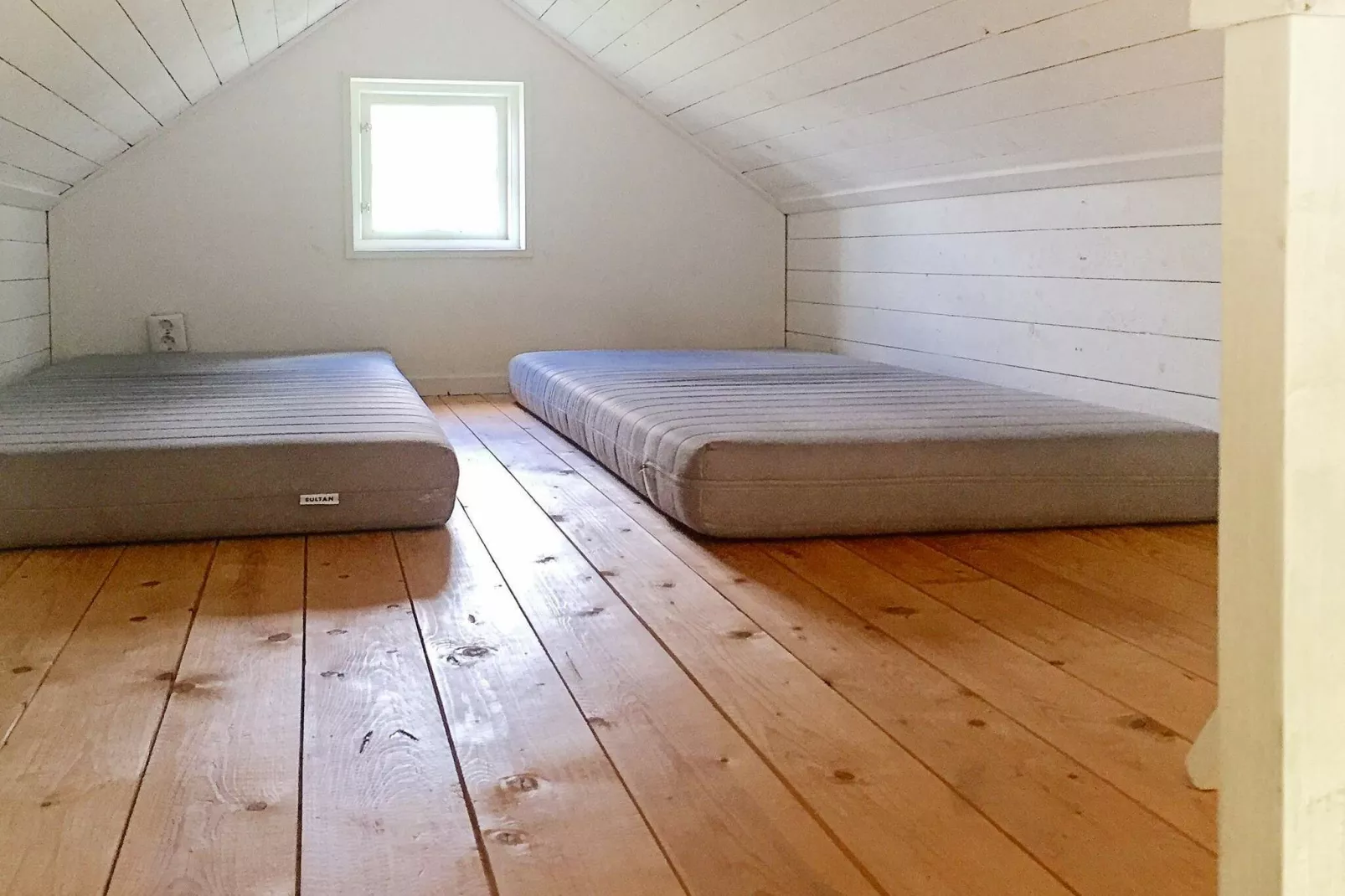 4 person holiday home in STENHAMRA-Indoor