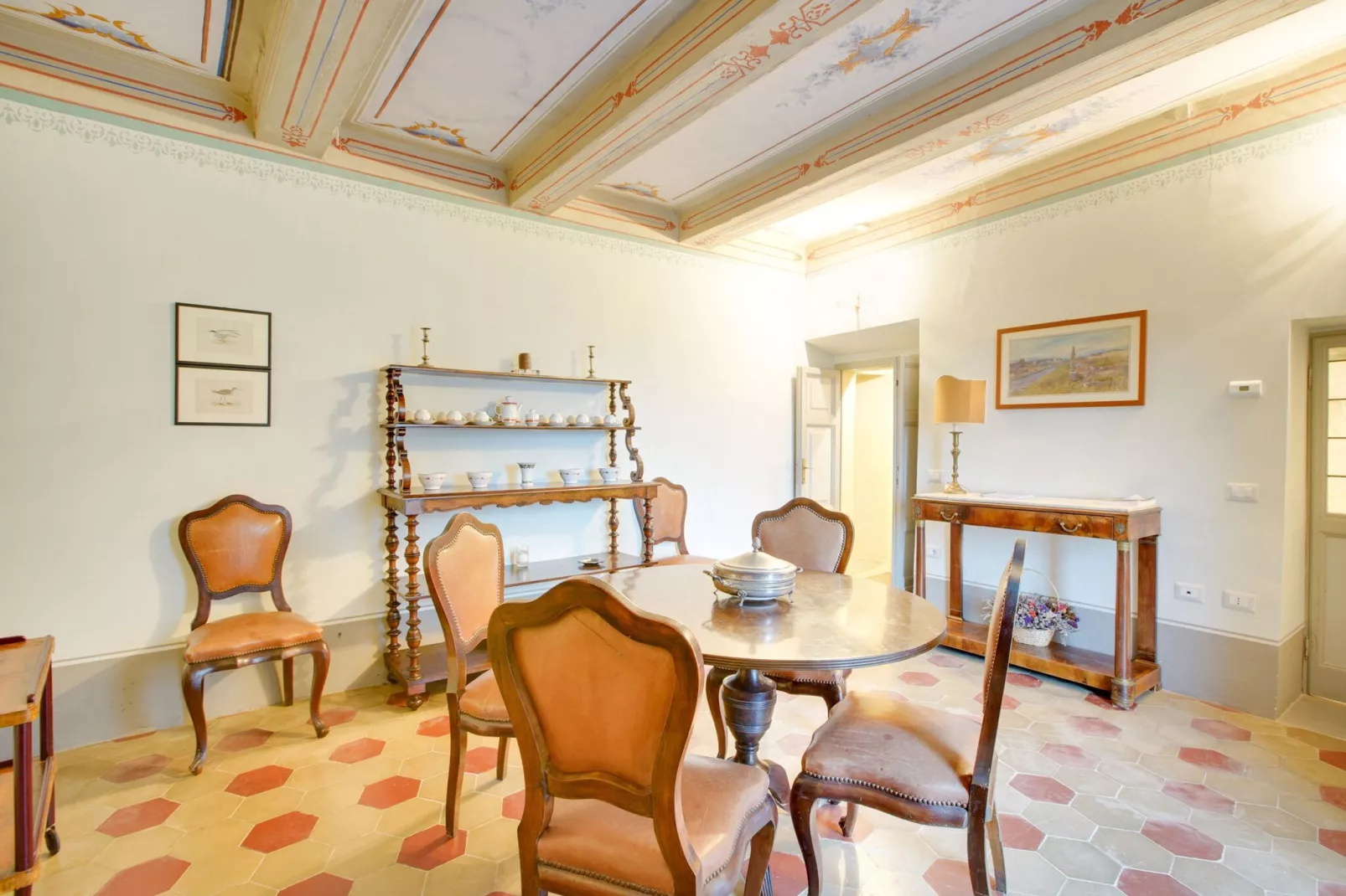 Castagno-Living room