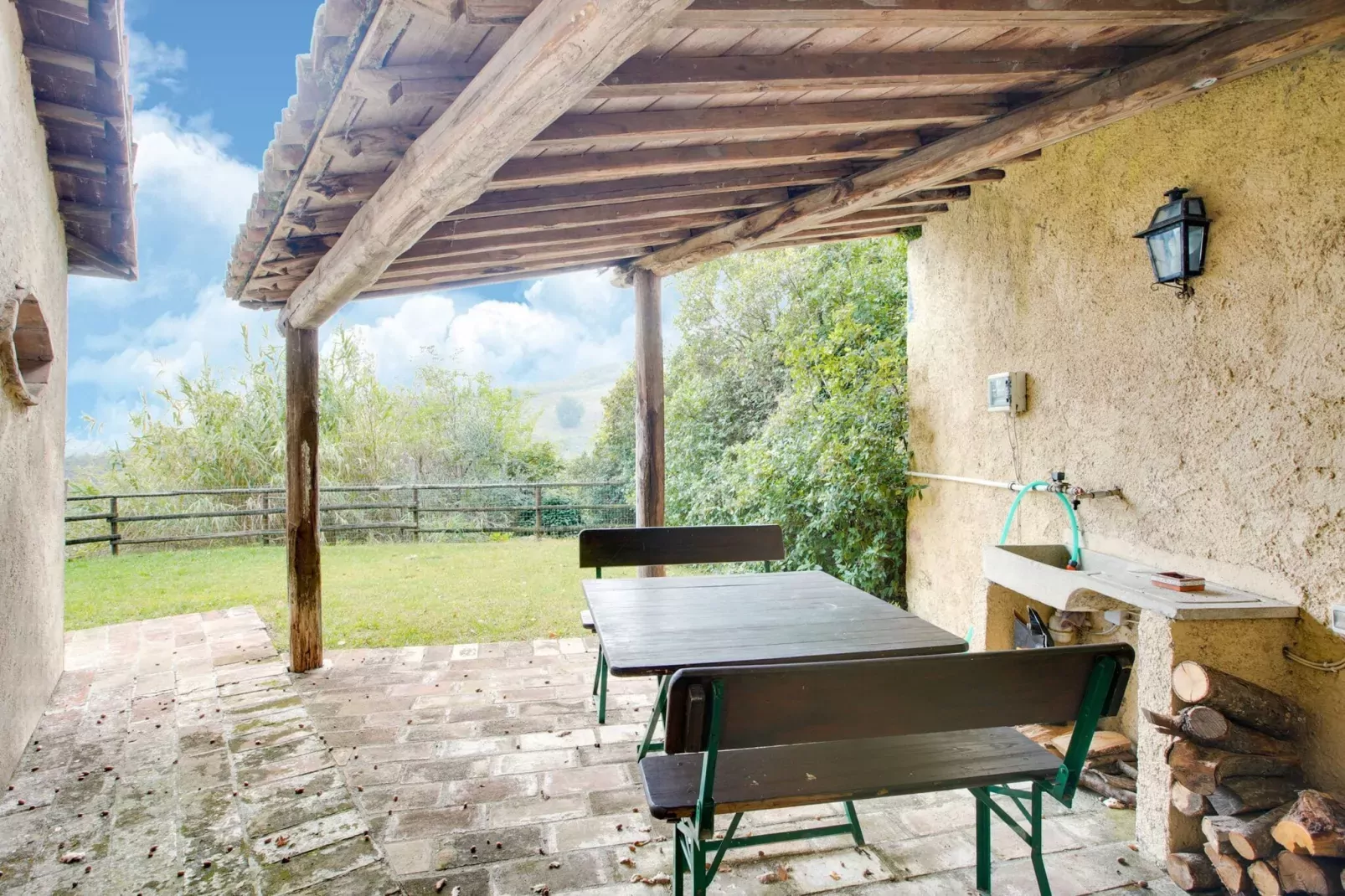 Il Belvedere-Terrace balcony
