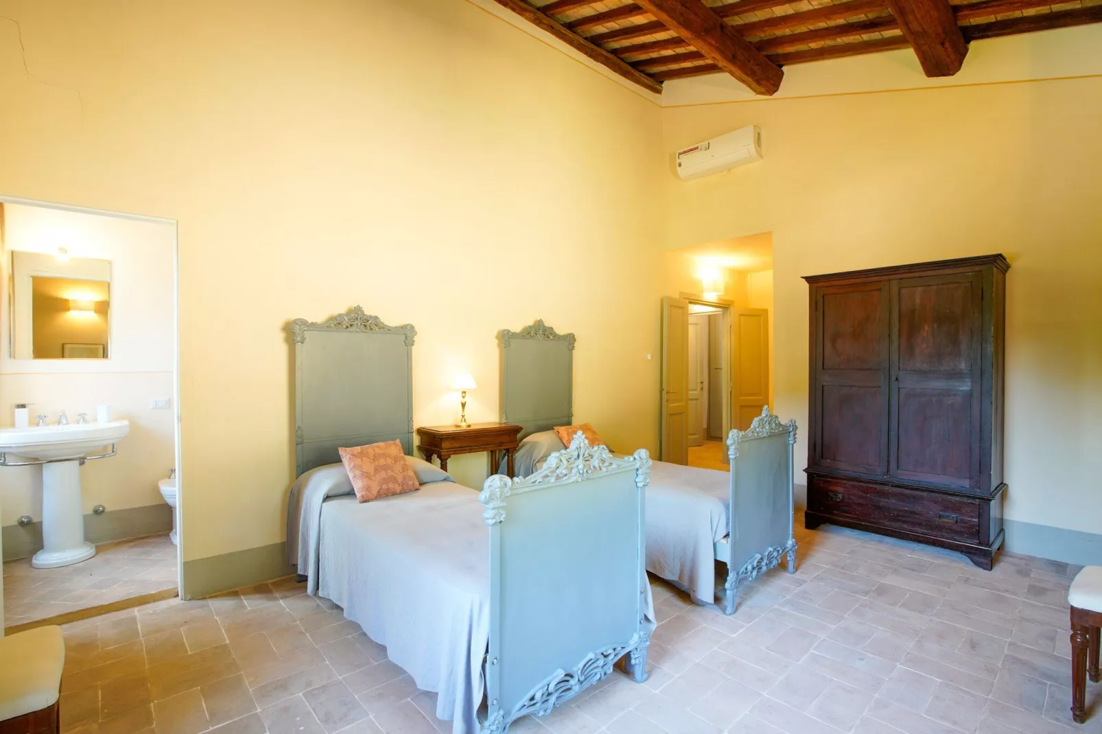 Villa Sparina-Bedroom