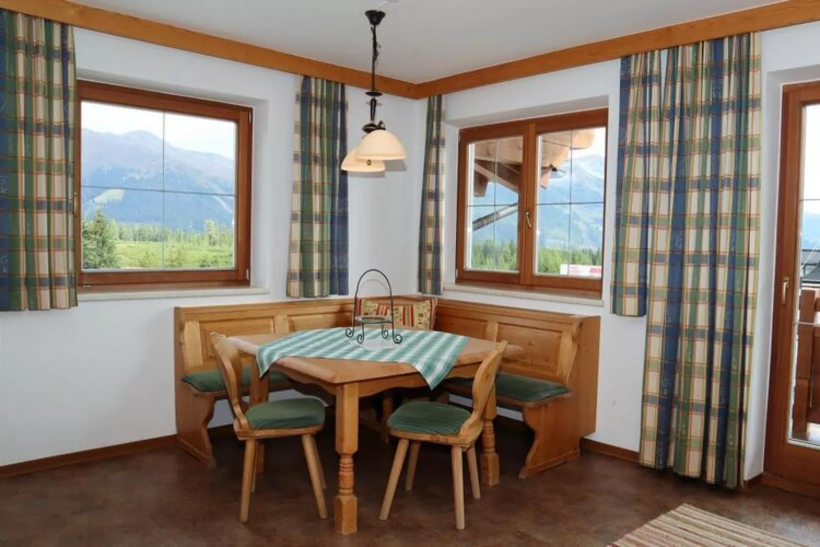 Apartments Filzsteinalm-Living room