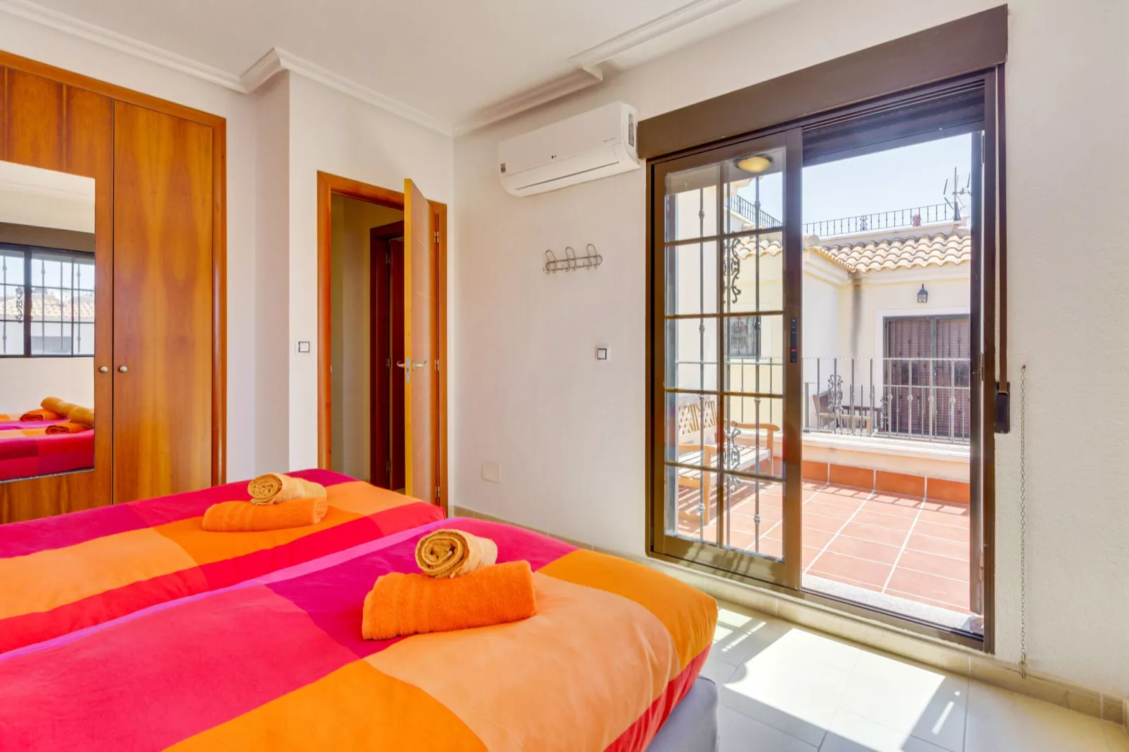 Casa Noain-Bedroom