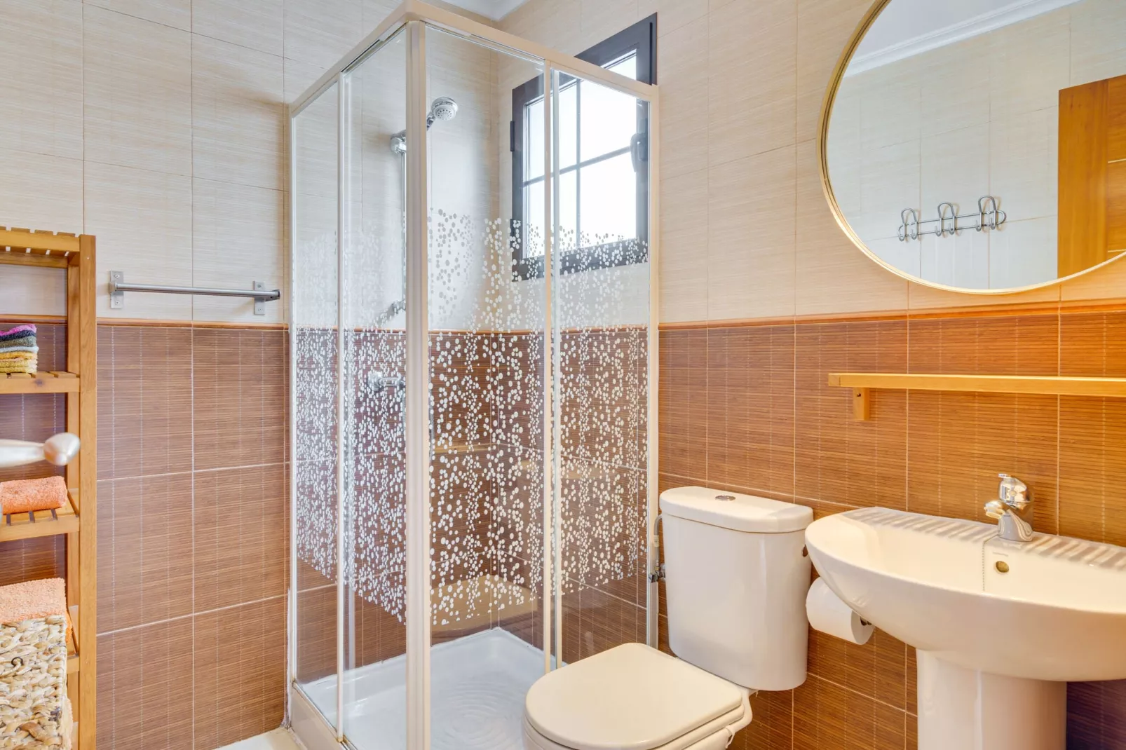 Casa Noain-Bathroom