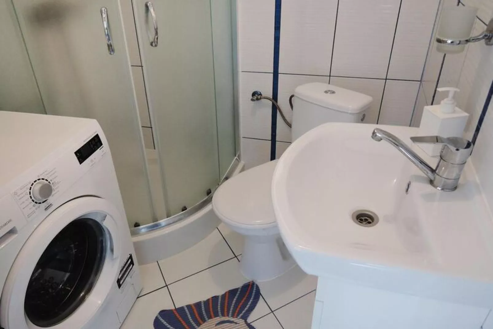 Holiday home in Miedzyzdroje for 6 persons-Bathroom