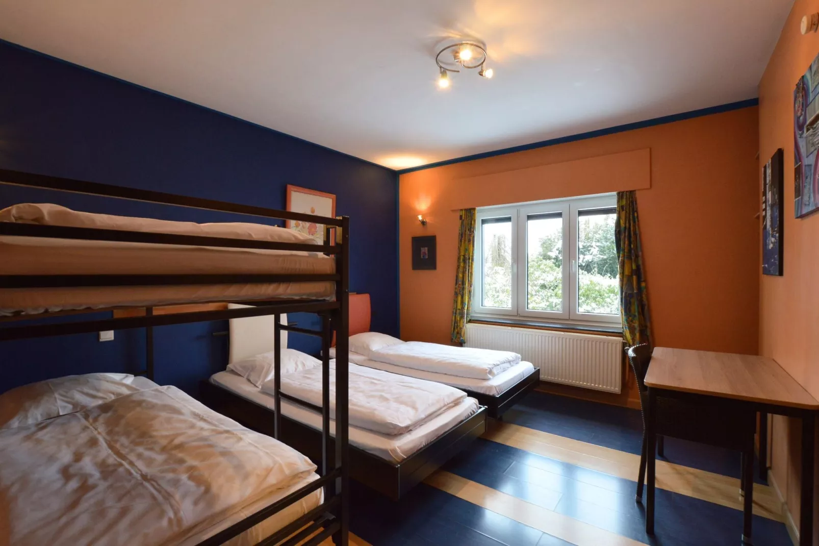 En Chanteraine-Chambre