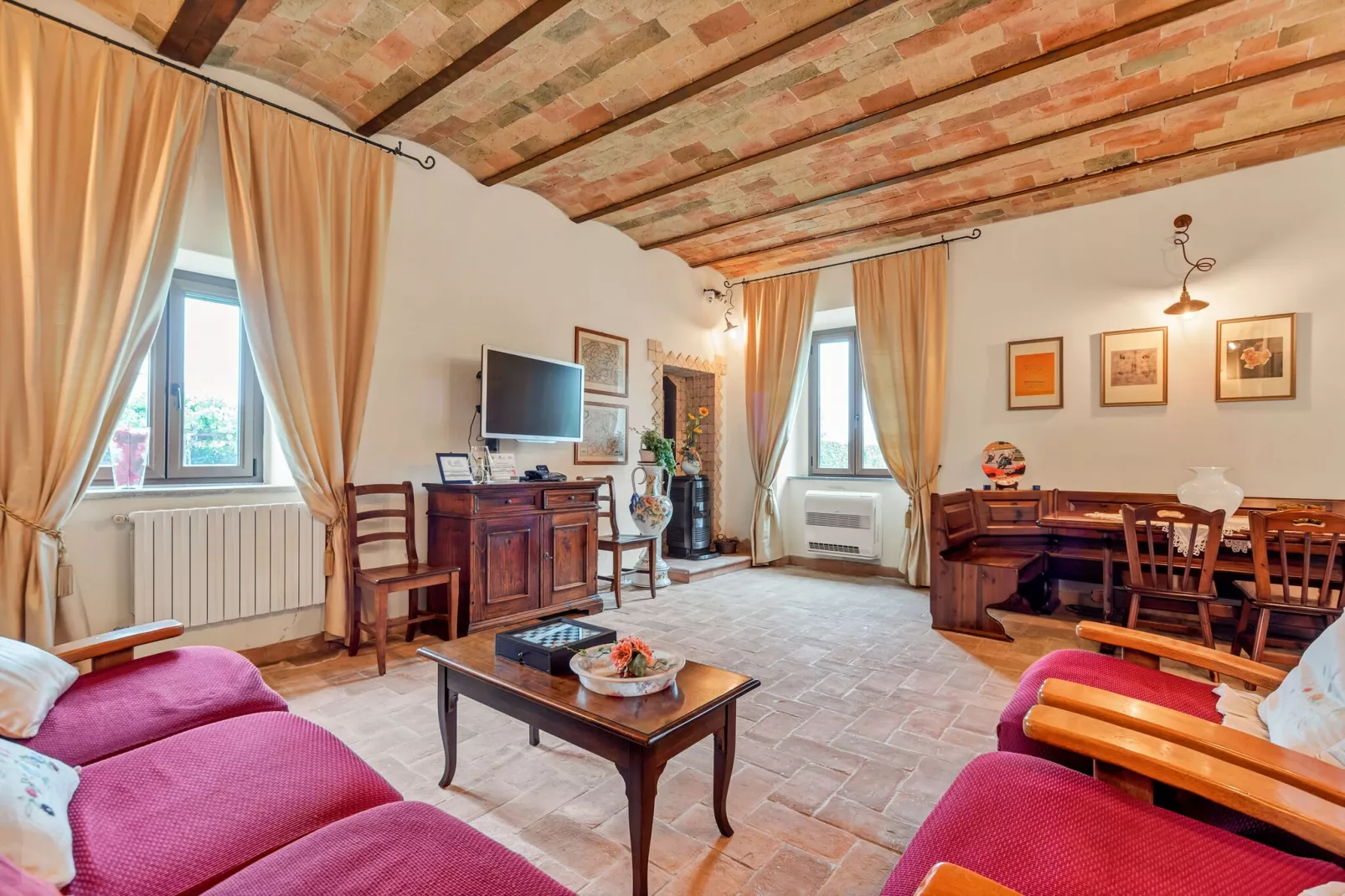 Morus Country House-Living room