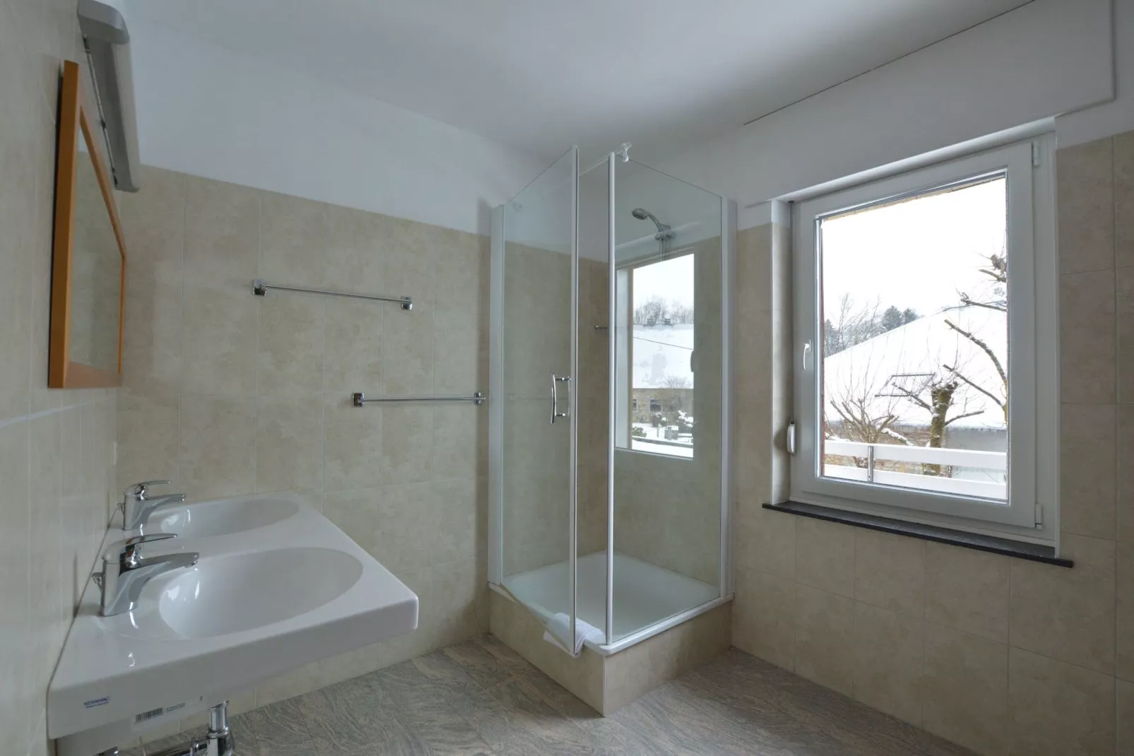 En Chanteraine-Salle de bain