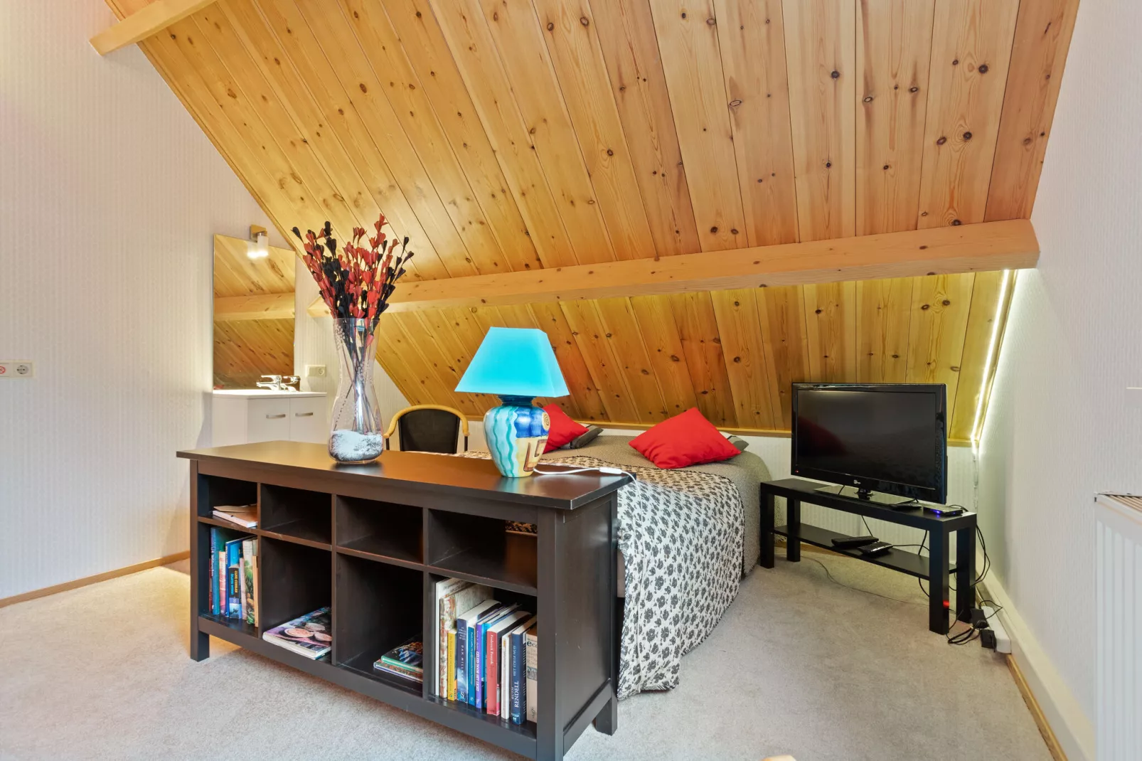 Prachtig vrijstaand huis met tuin op de Veluwe-Bedroom