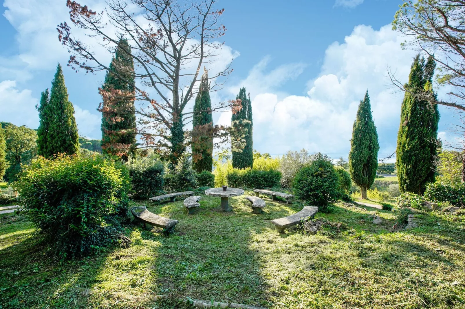 Cassia-Gardens summer