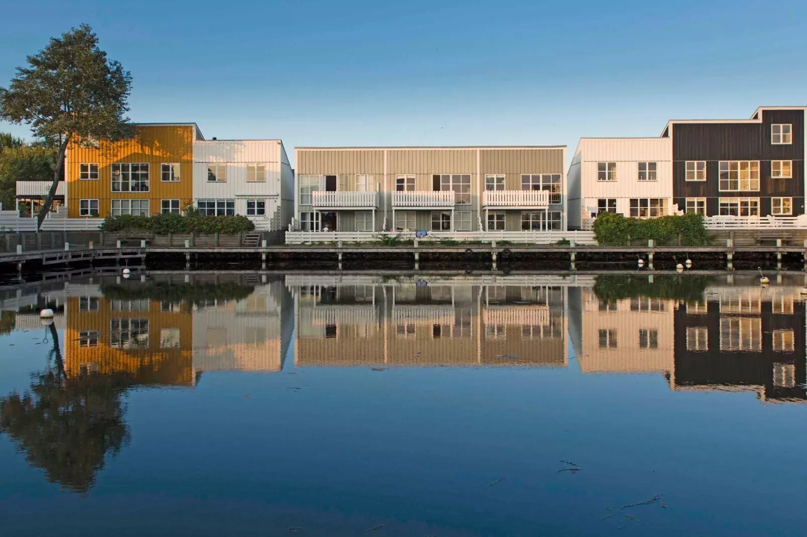4 room,2+3 floor-Water view