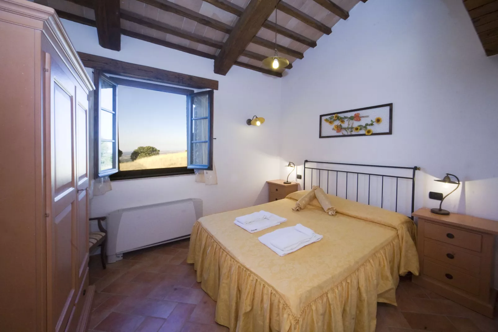 Castagneto-Bedroom
