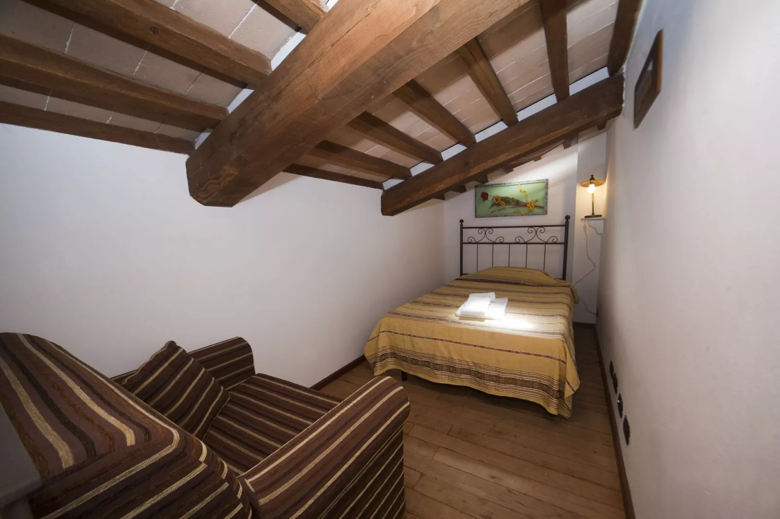 Castagneto-Bedroom