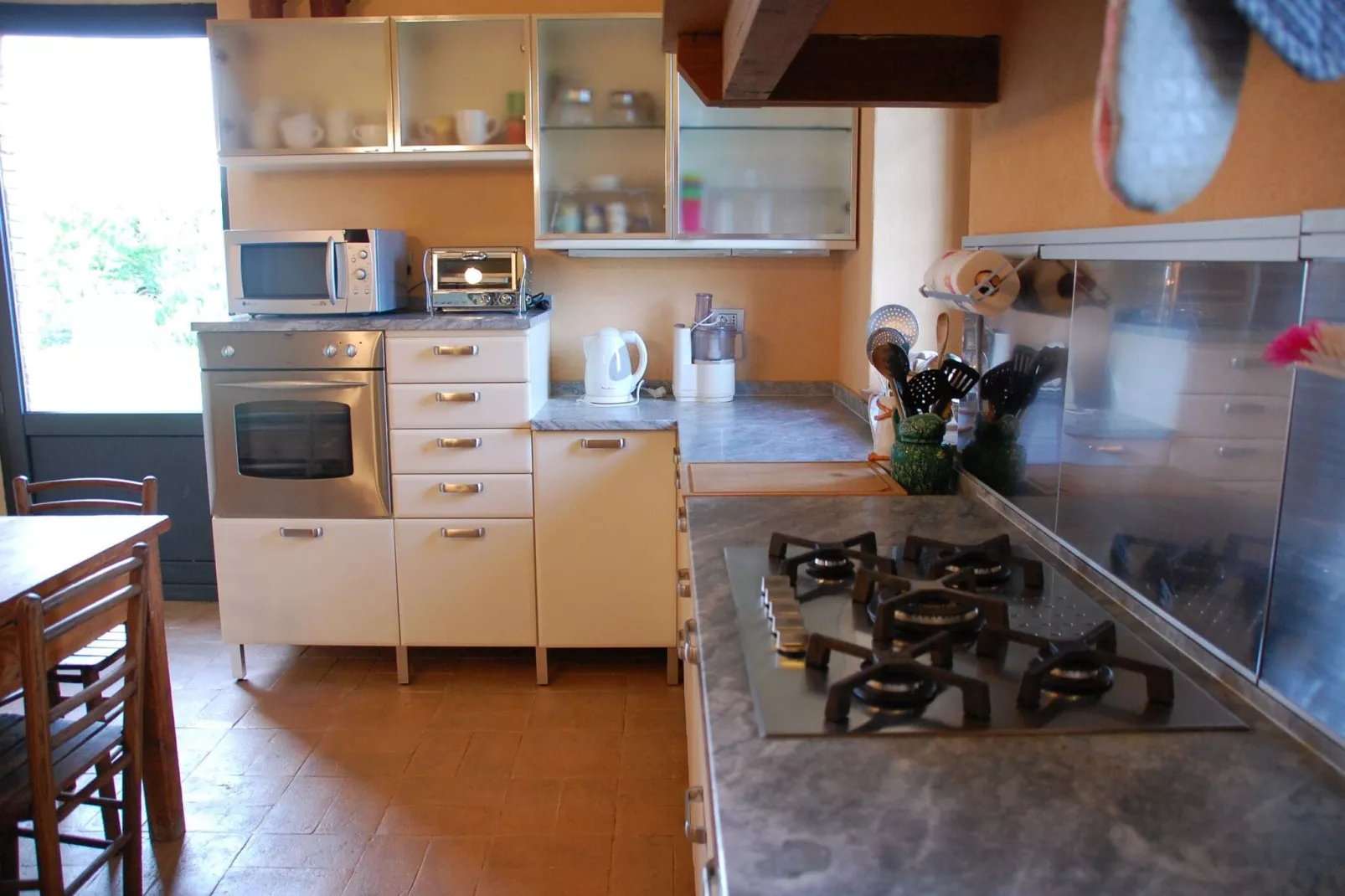 Bagnoletto-Kitchen