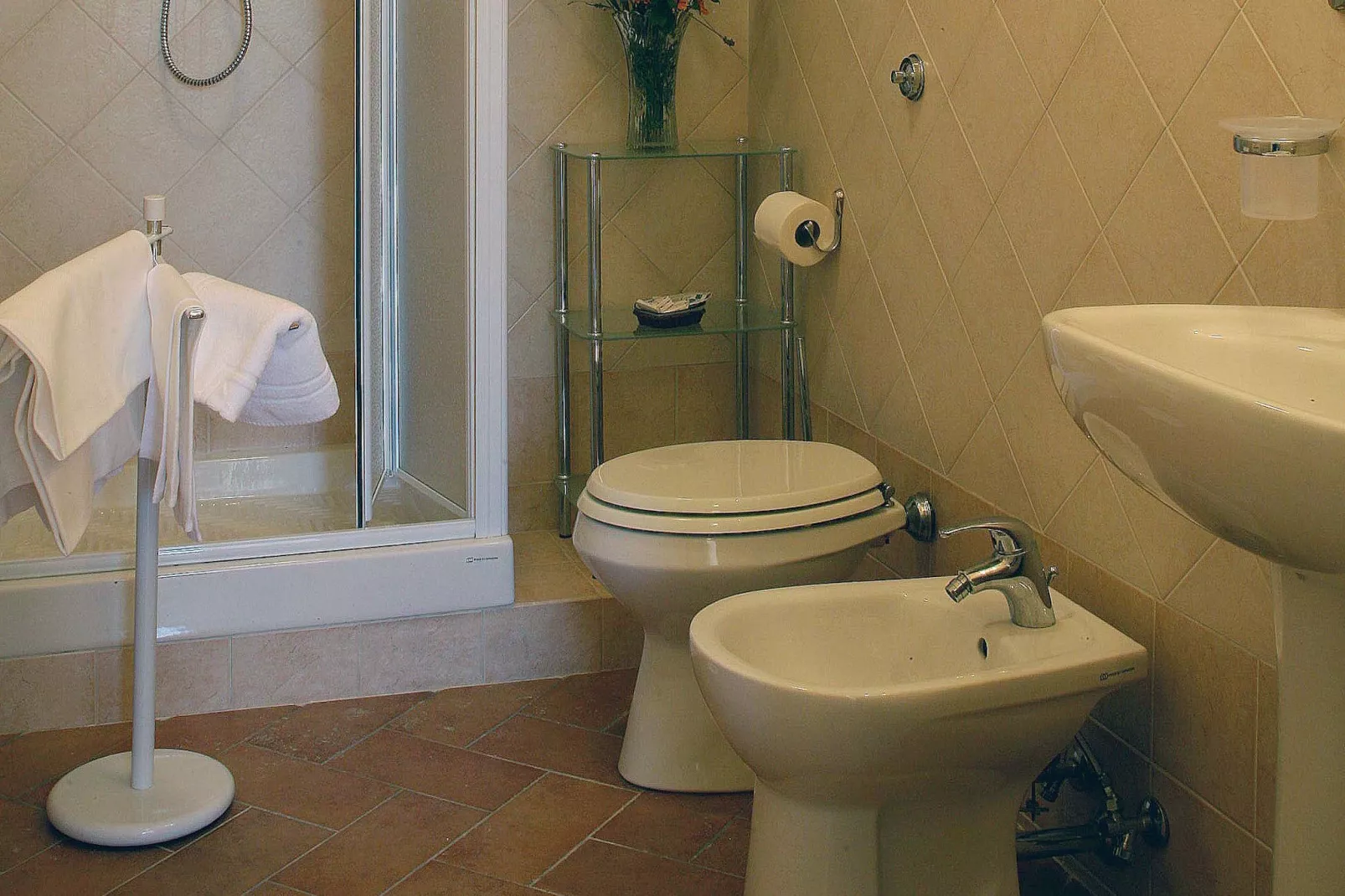 Colle-Bathroom