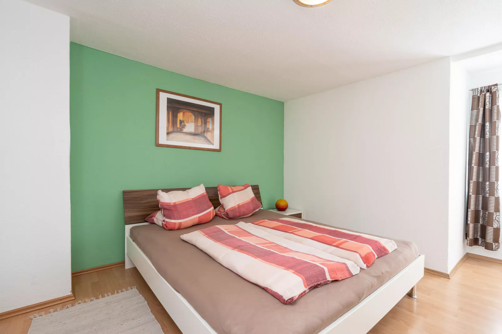Eva-Bedroom