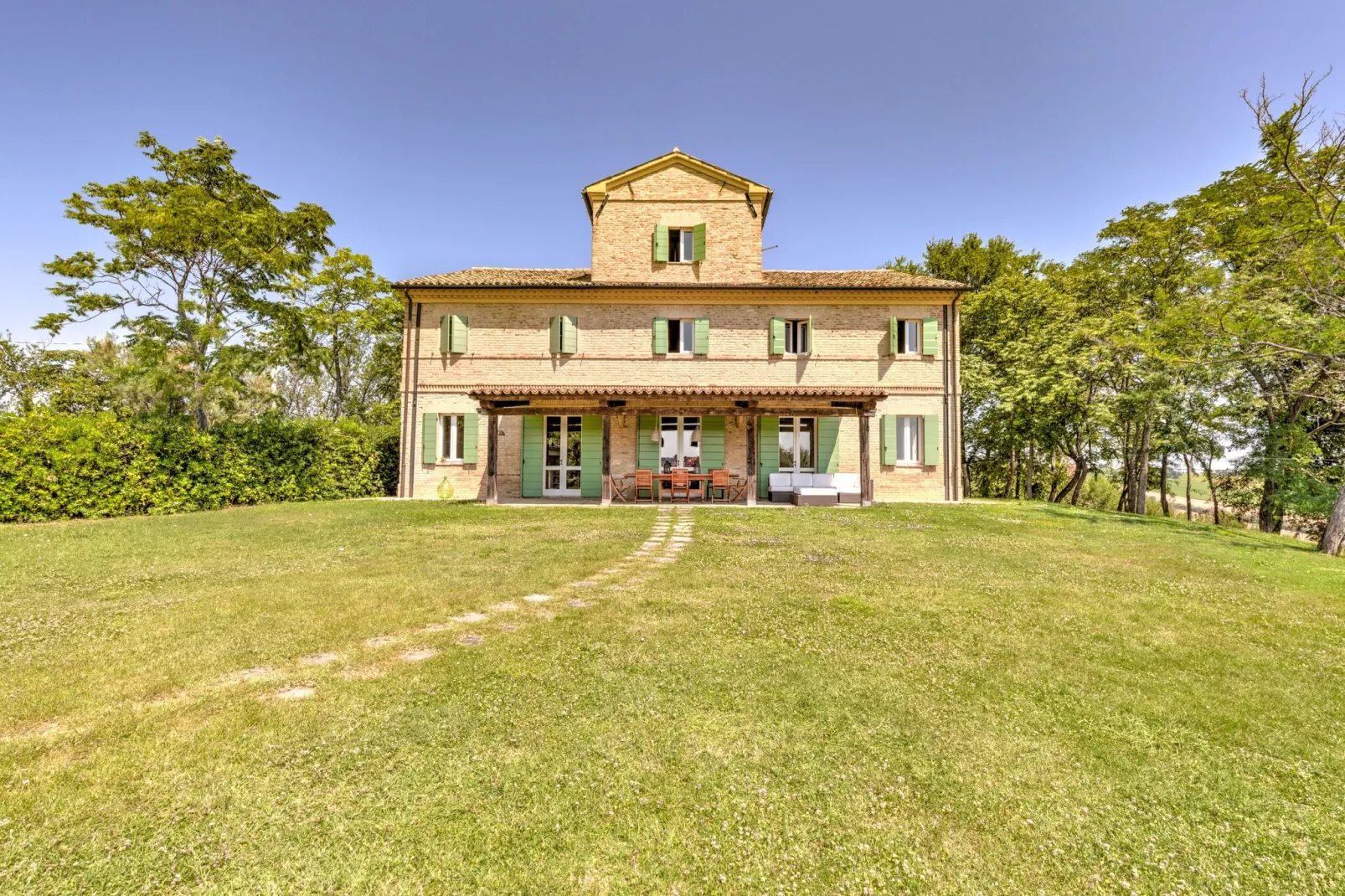 Villa Giulia-Exterior summer