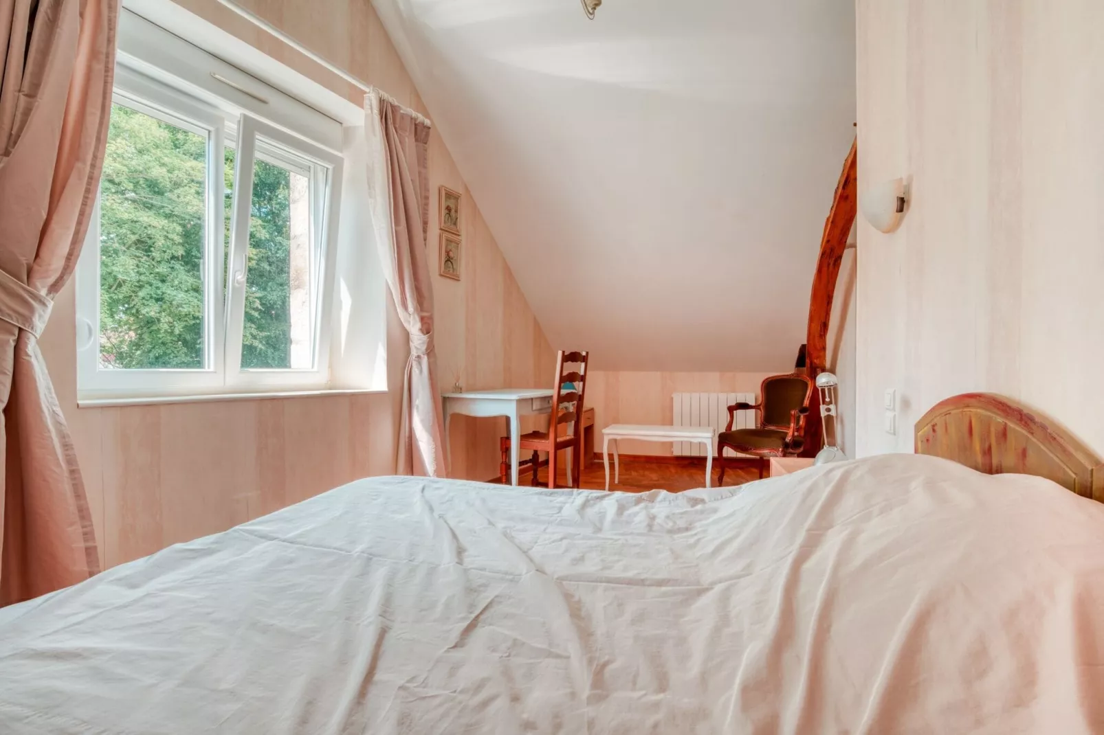 Clos Bourguin-Schlafzimmer