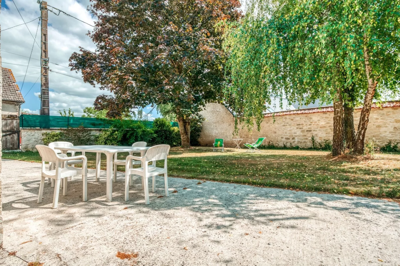 Clos Bourguin-Gärten Sommer