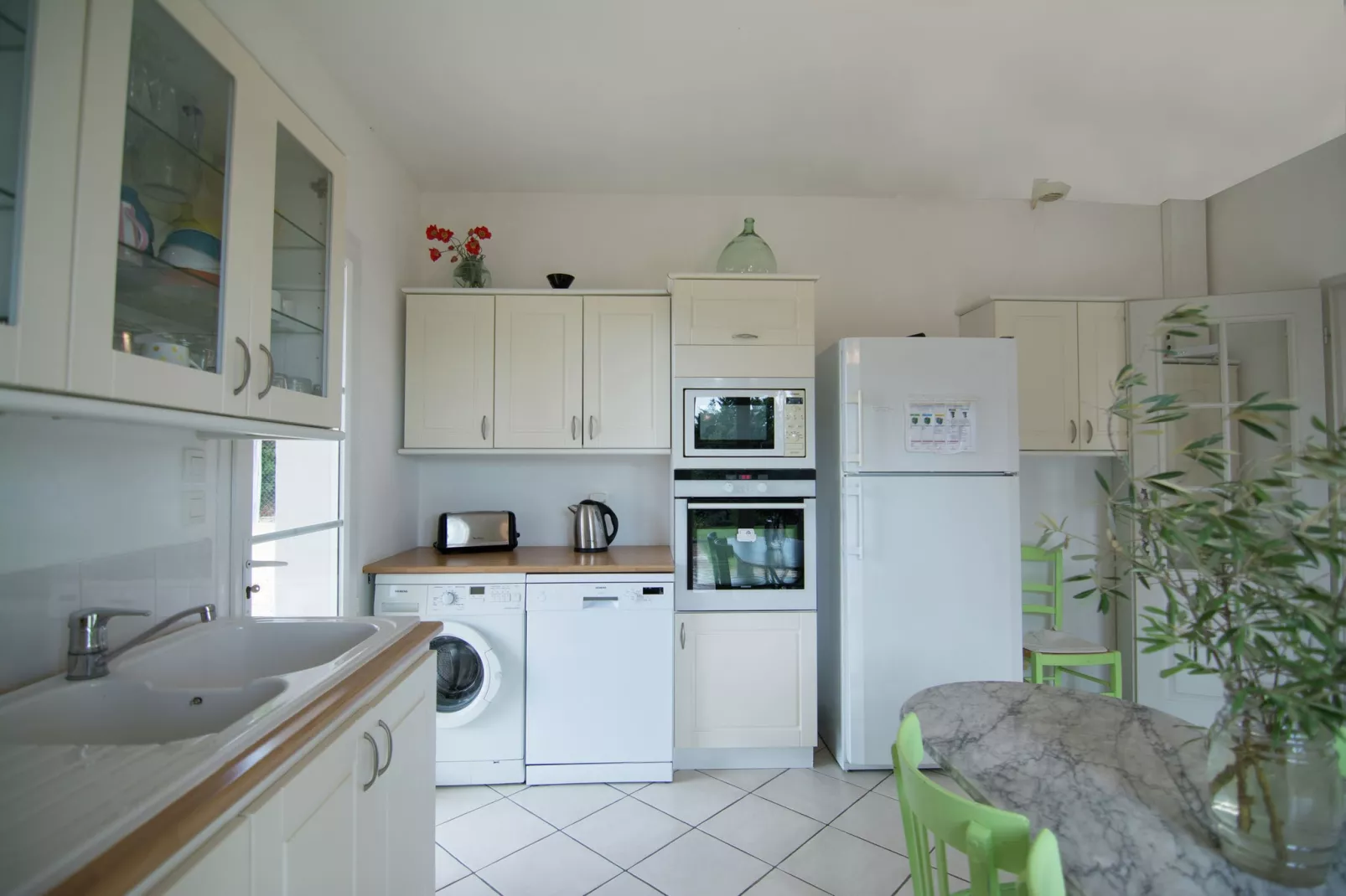 Bastide d'Or-Kitchen