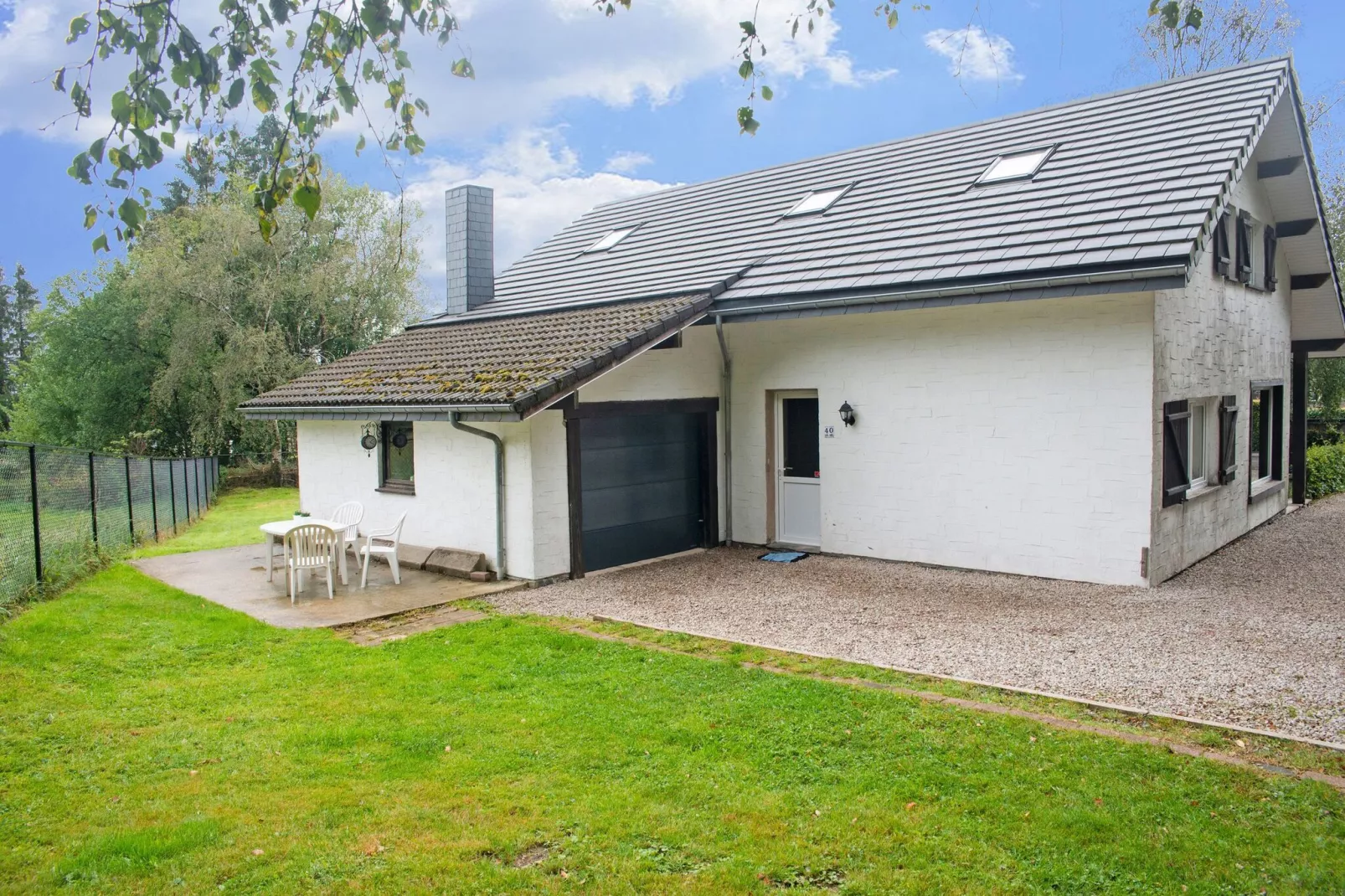 Superbe maison de vacances pour 10 personnes Xhoffriax-Extérieur été