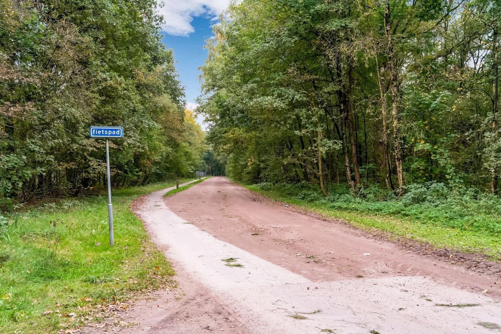 De Witte Duif 2-Areas summer 1km