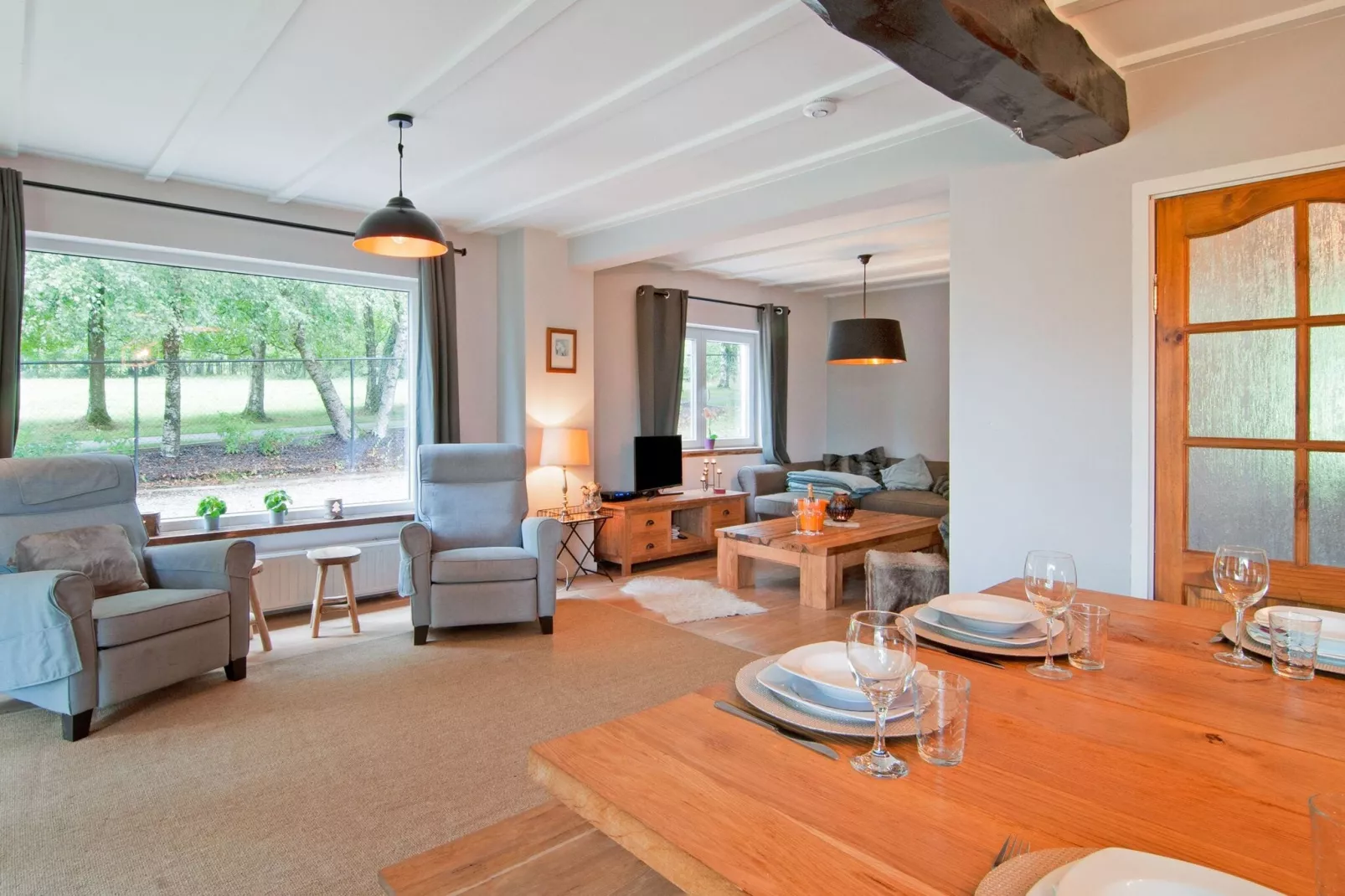 Superbe maison de vacances pour 10 personnes Xhoffriax-Salon