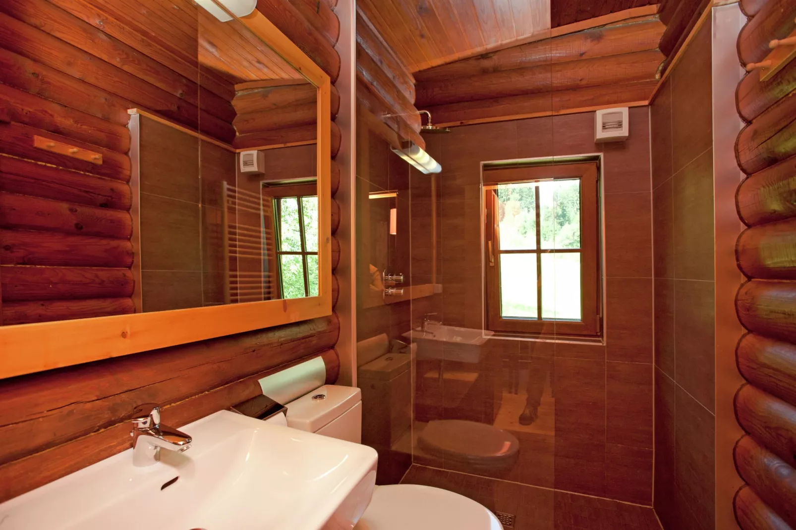Chalet im Brixental I-Bathroom