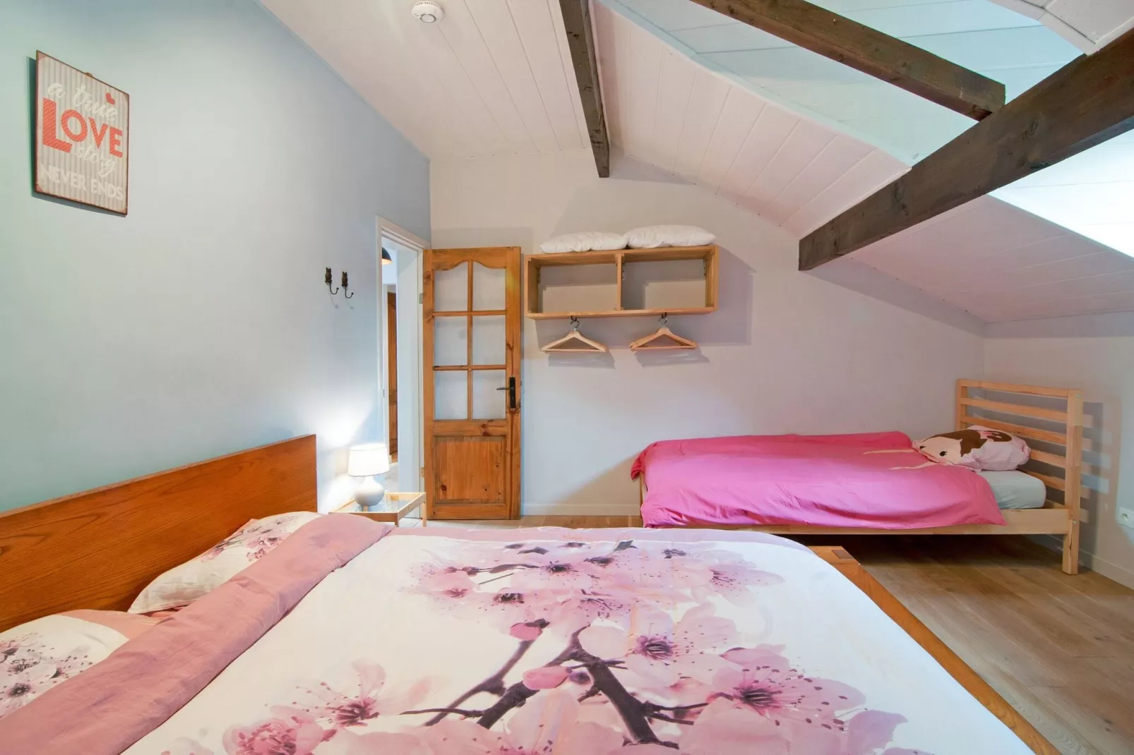 Superbe maison de vacances pour 10 personnes Xhoffriax-Chambre