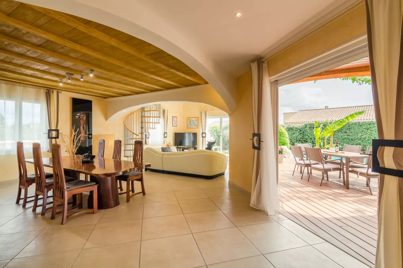 Le Viognier-Living room