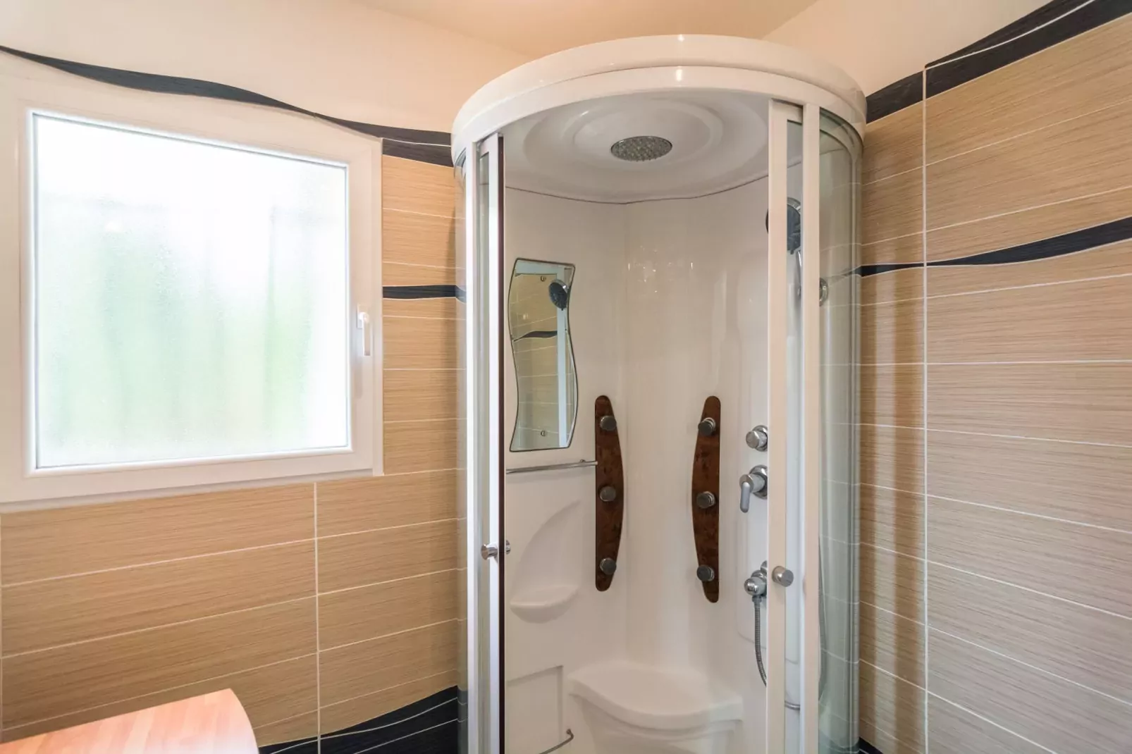 Le Viognier-Bathroom