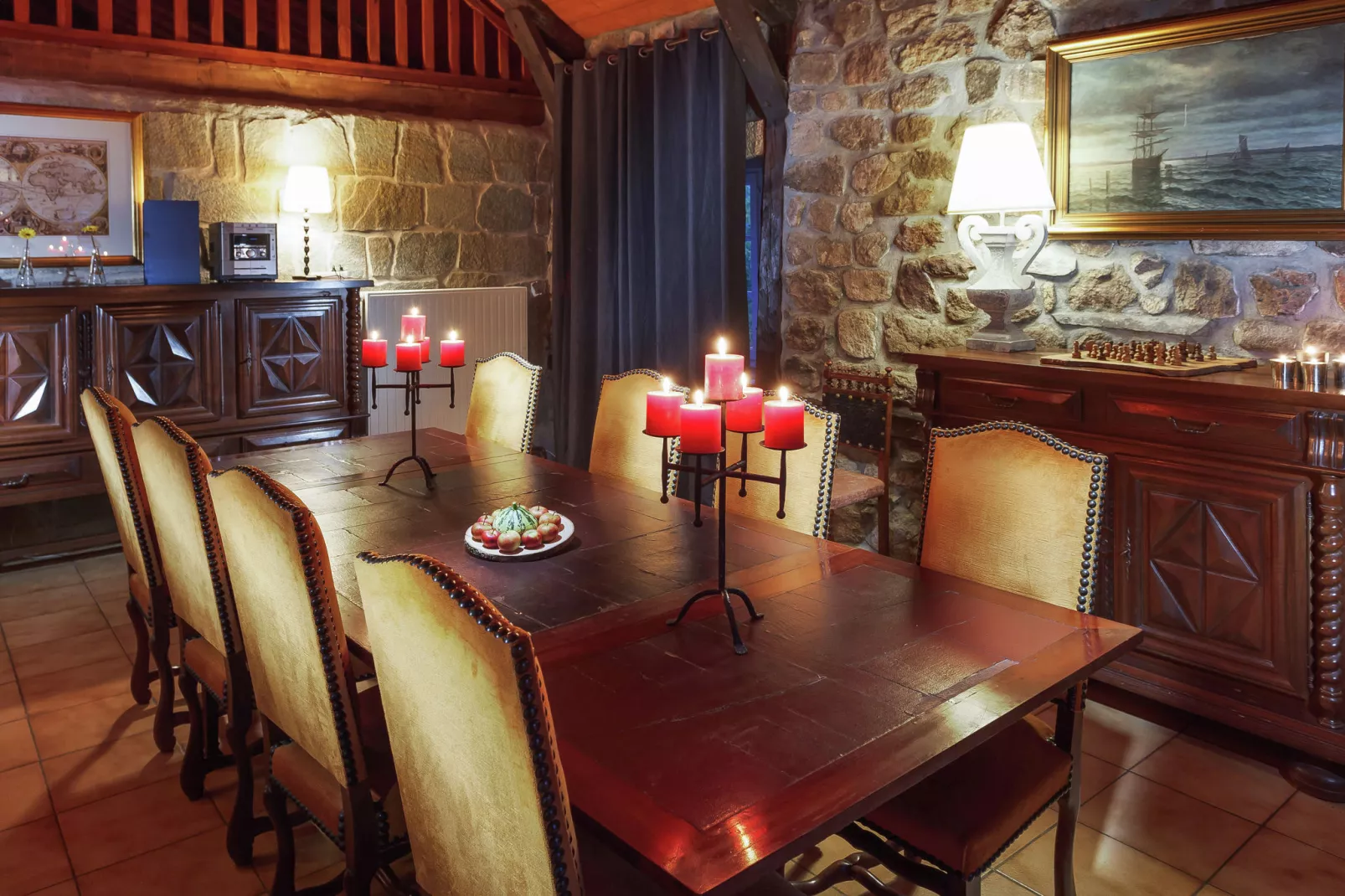 Maison de vacance - Cros-de-Géorand-Esszimmer