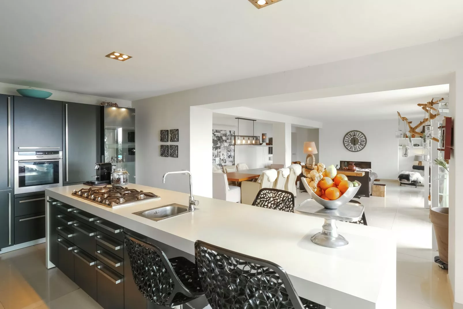 Roucaou-Kitchen