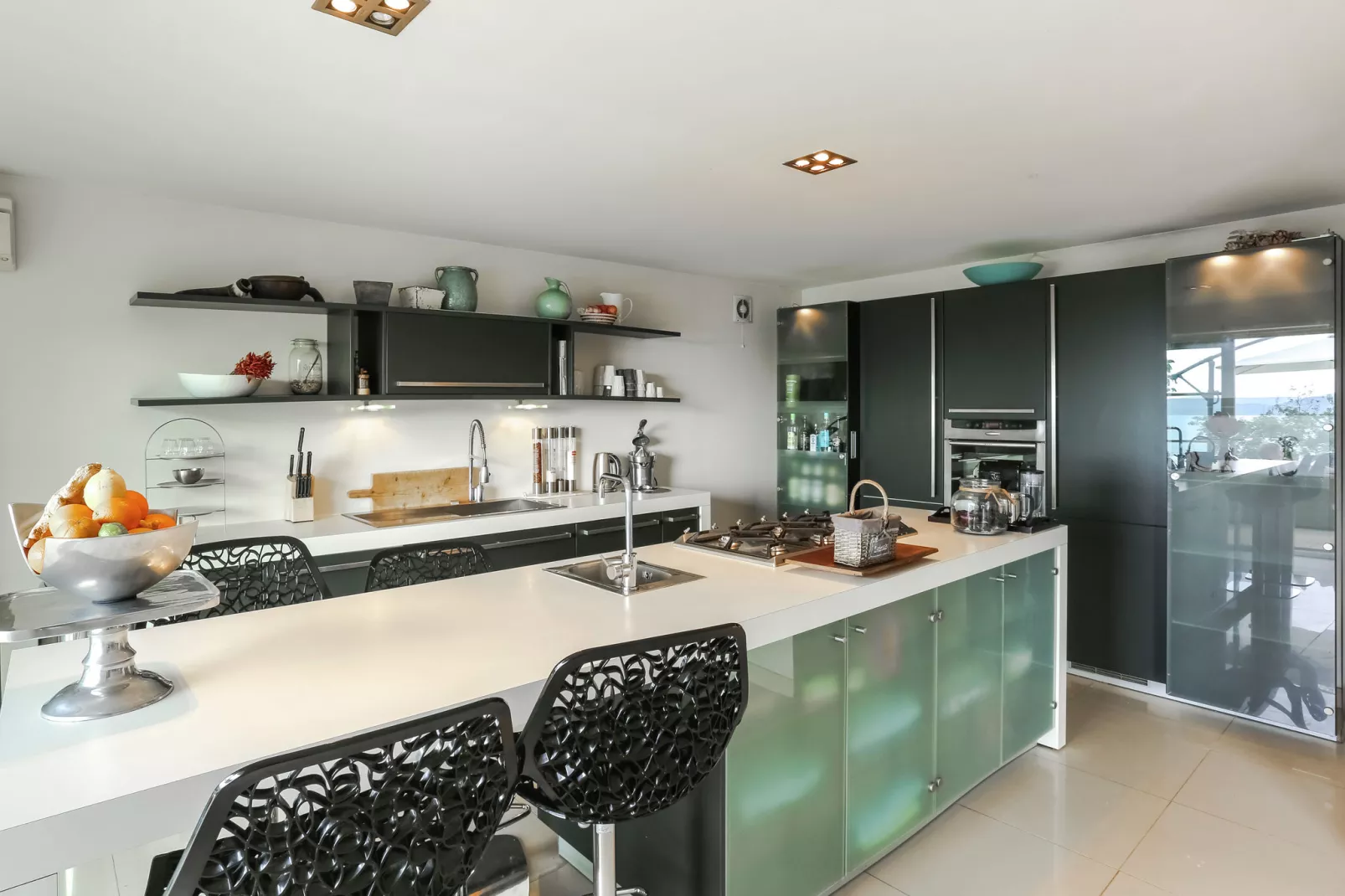 Roucaou-Kitchen